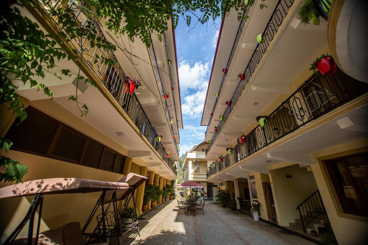 Hotel Chveni Ezo 코불레티 외부 사진