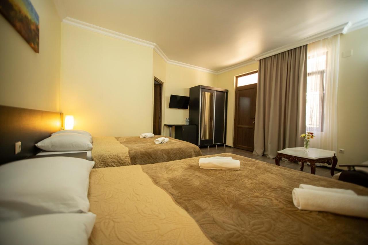 Hotel Chveni Ezo 코불레티 외부 사진