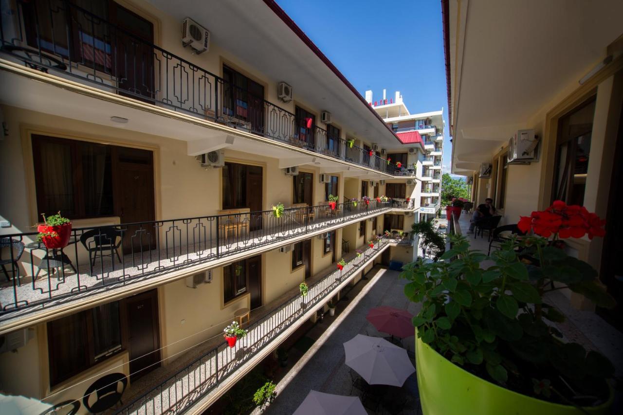 Hotel Chveni Ezo 코불레티 외부 사진