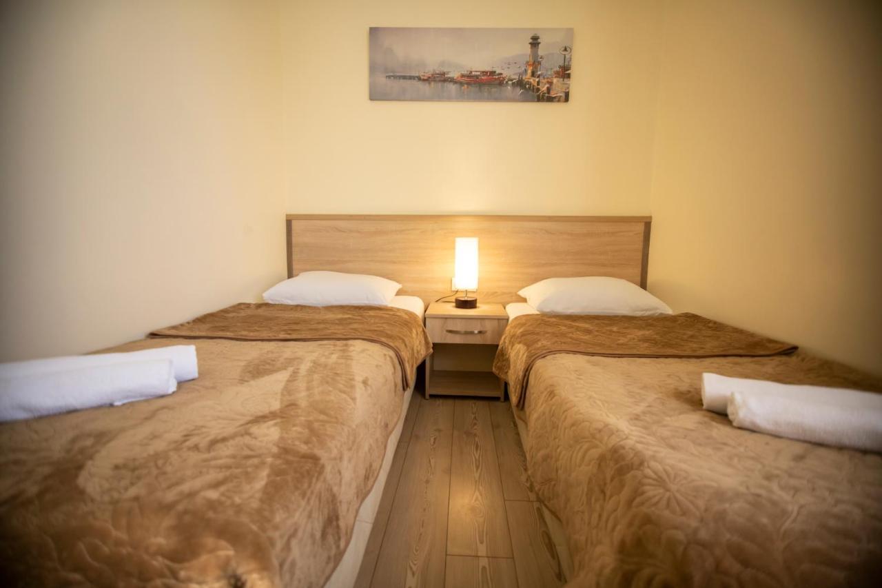 Hotel Chveni Ezo 코불레티 외부 사진