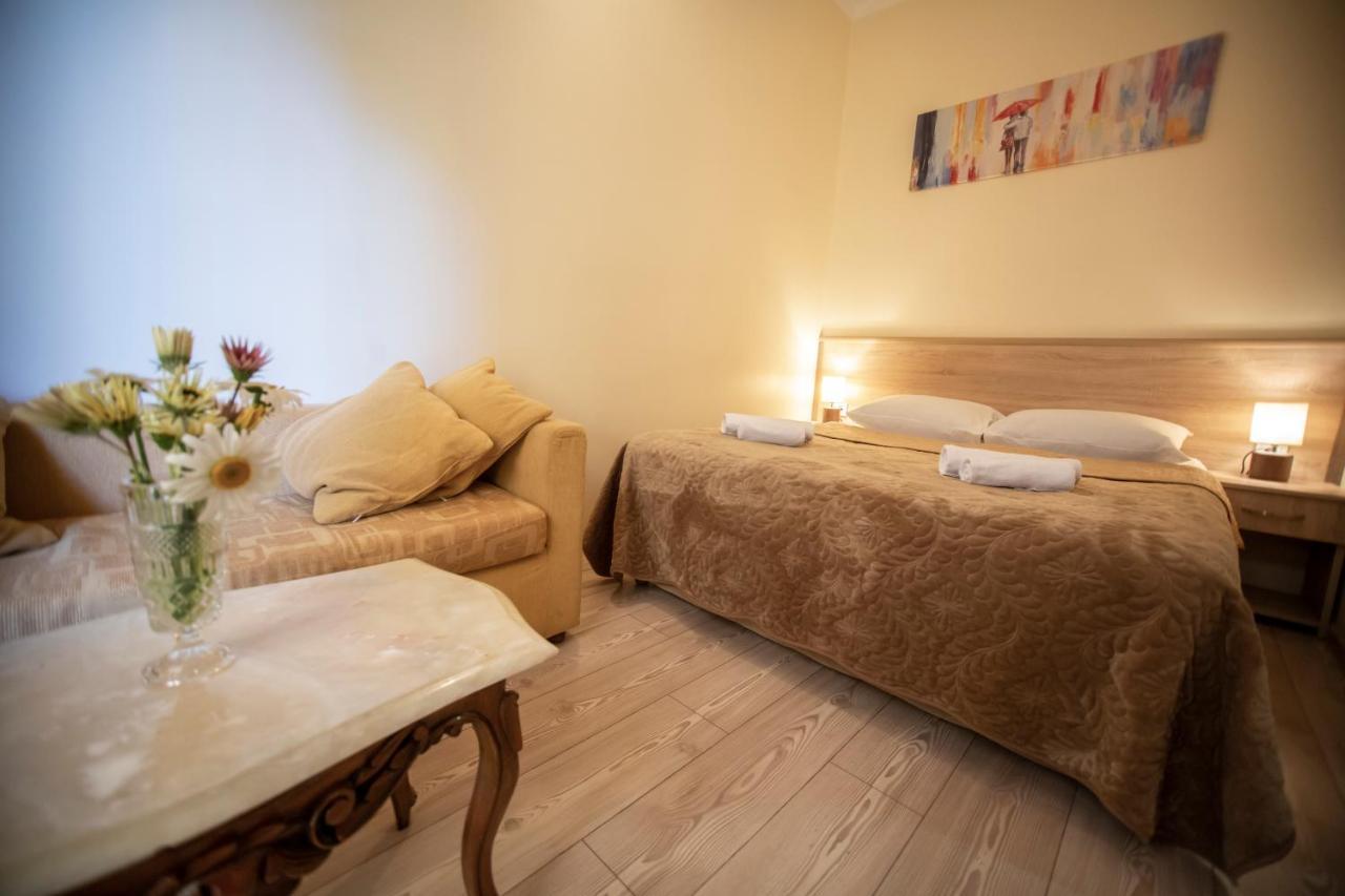 Hotel Chveni Ezo 코불레티 외부 사진