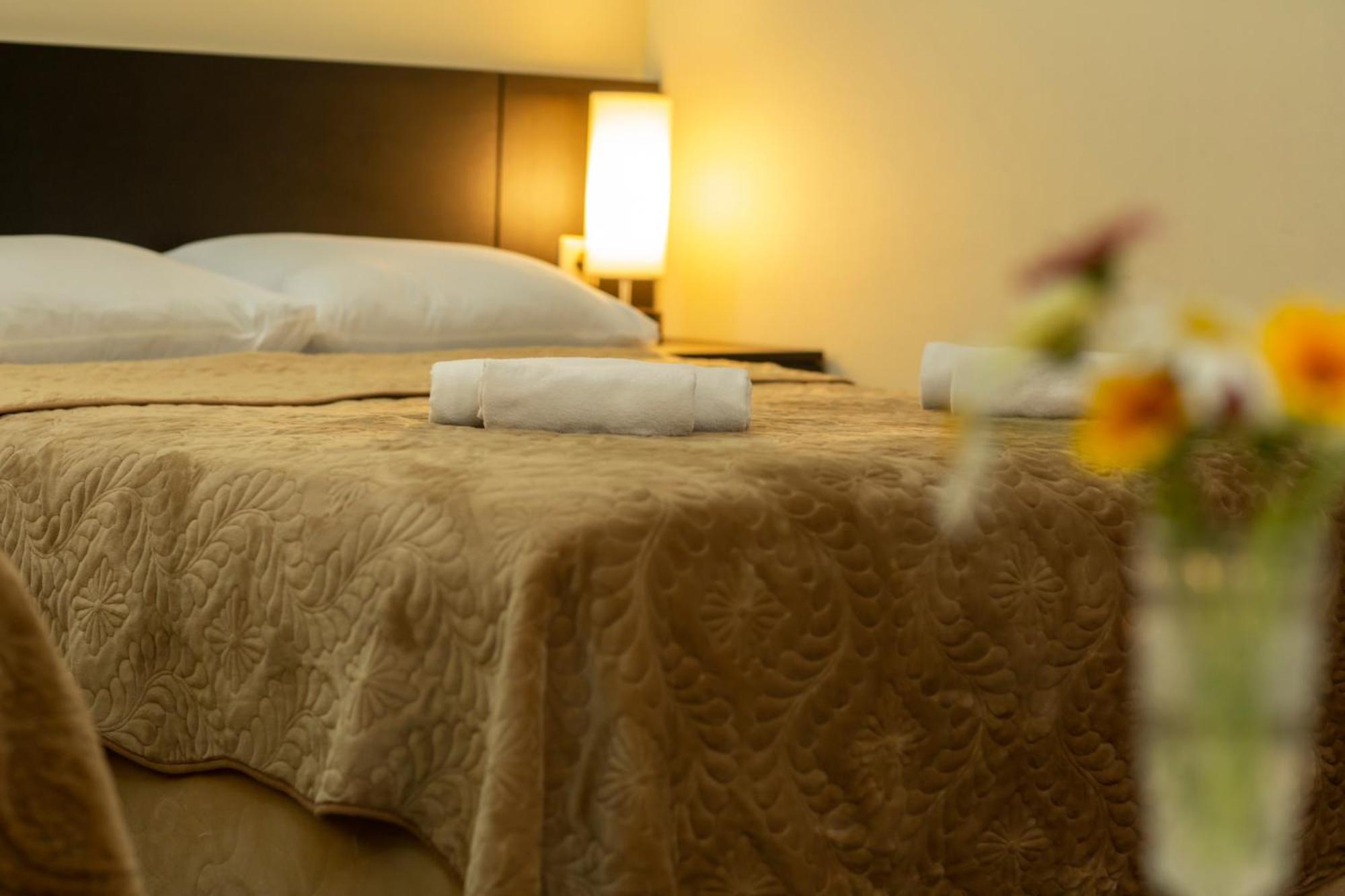 Hotel Chveni Ezo 코불레티 외부 사진