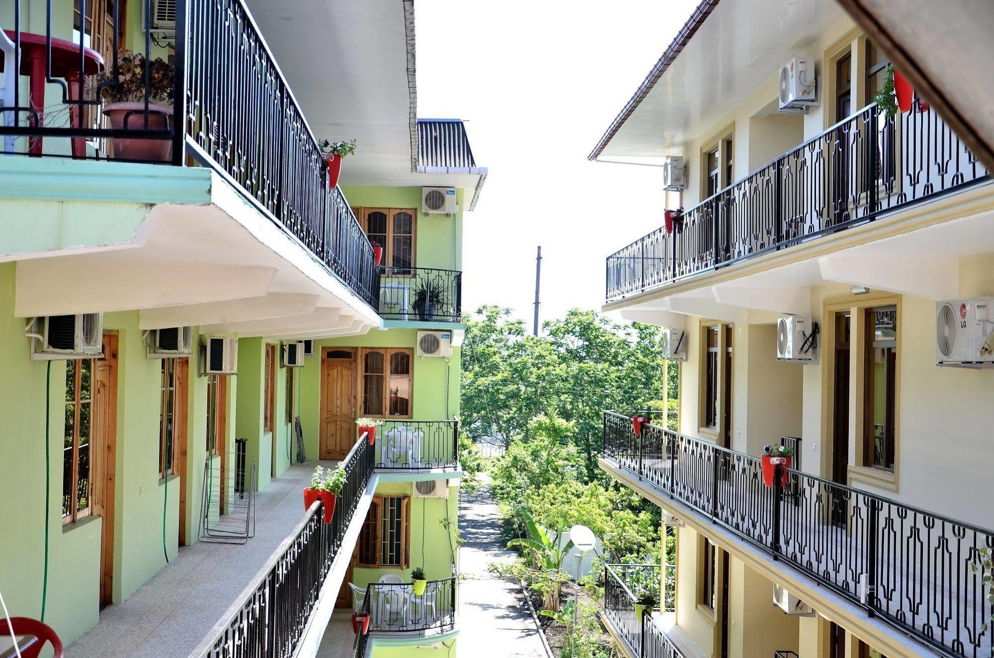 Hotel Chveni Ezo 코불레티 외부 사진